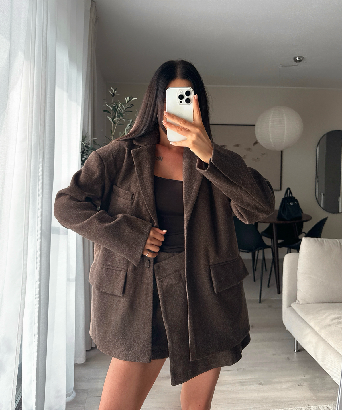 Blazer Sara in Dunkelbraun - Oversize mit Pattentaschen, Farbe: Dunkelbraun, Ansicht 3