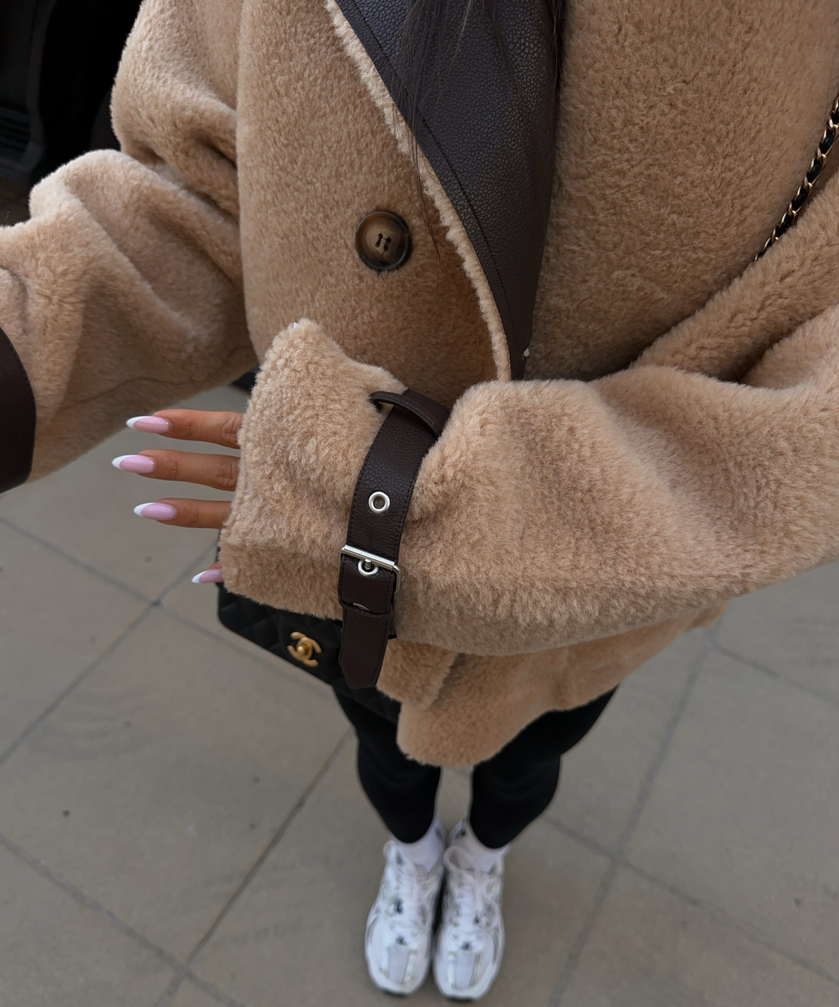 Jacke Ella in Camel - kurz, mit Reißverschluss und Pattentaschen, Farbe: Camel, Ansicht 10
