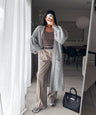Langer Cardigan Leilani in Grau - offene Strickjacke, Farbe: Grau, Ansicht 1