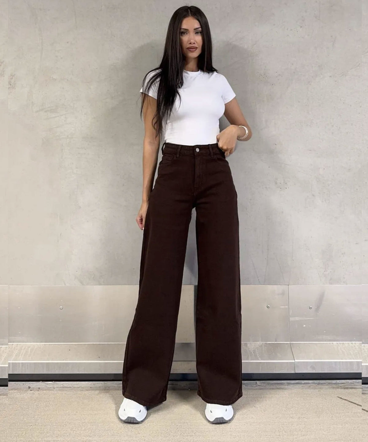 Jeans Zasu in Dunkelbraun - Wide-Leg in Denim-Optik, Farbe: Dunkelbraun, Ansicht 2